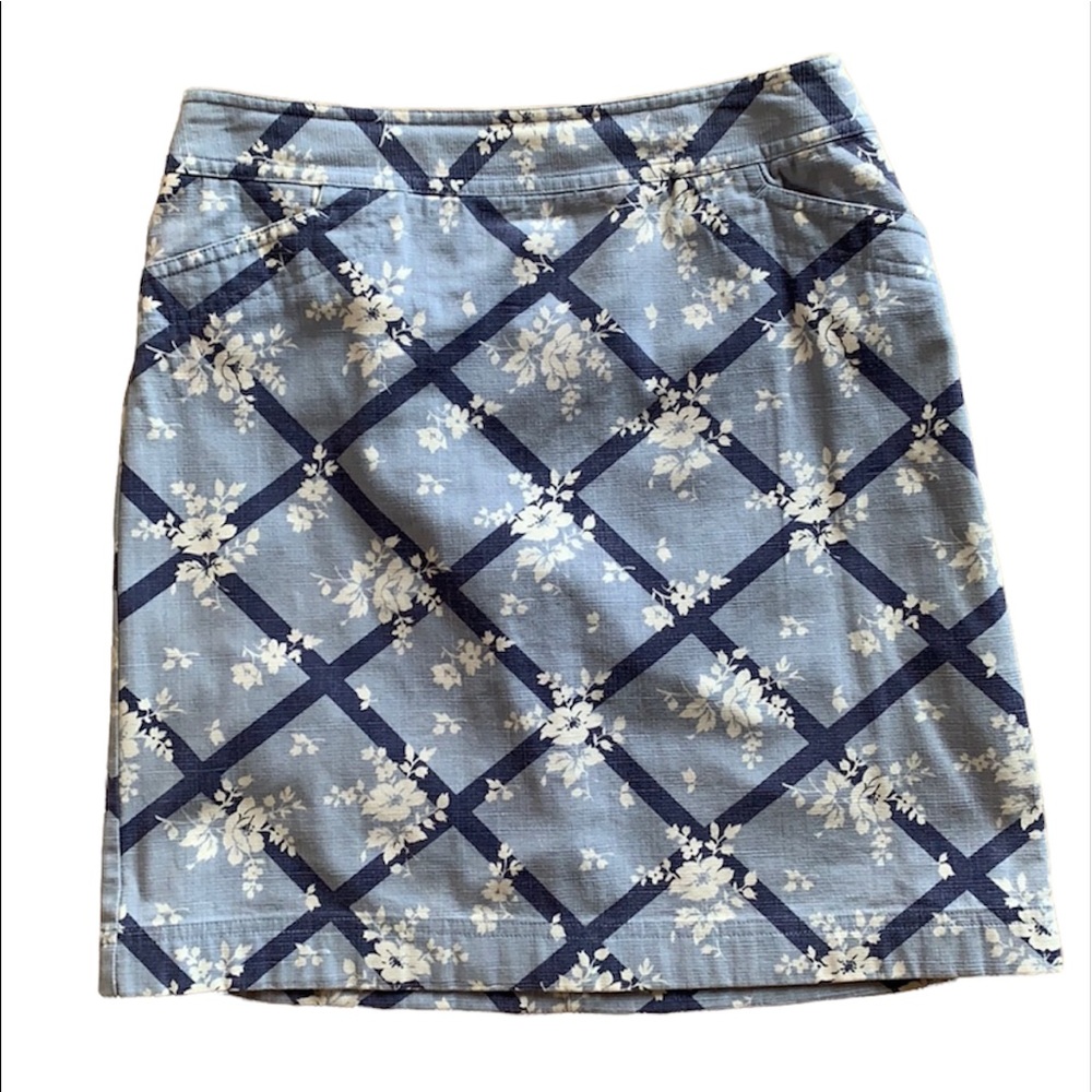 LOFT STRETCHY NAVY LIGHT BLUE & WHITE SKIRT SIZE 0